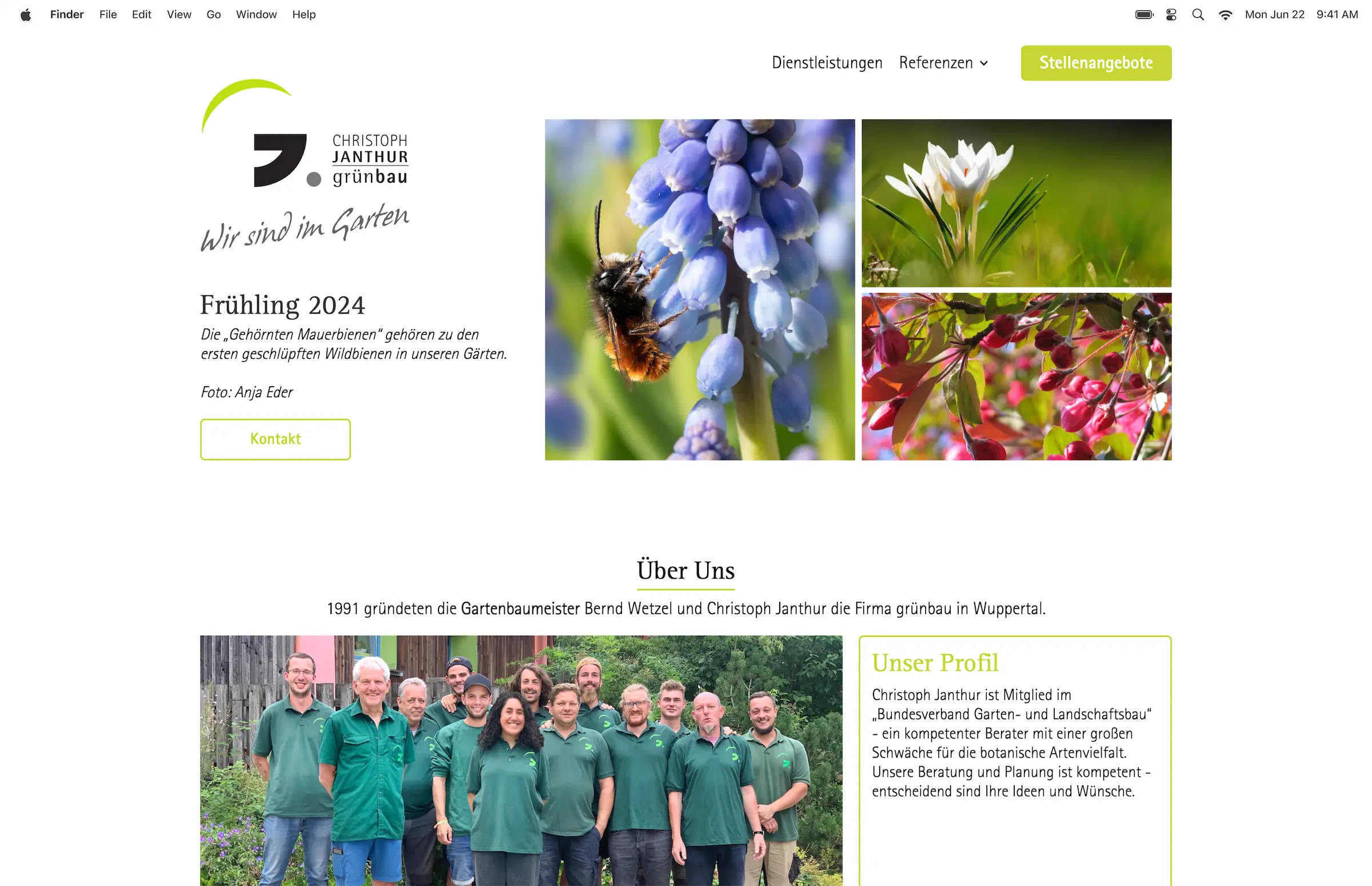 Webseite von Christoph Janthur Grünbau mit Abschnitten zu Dienstleistungen und Über Uns, Frühling 2024 Thema mit Bildern von Bienen auf Blumen, Krokussen und blühenden Sträuchern.